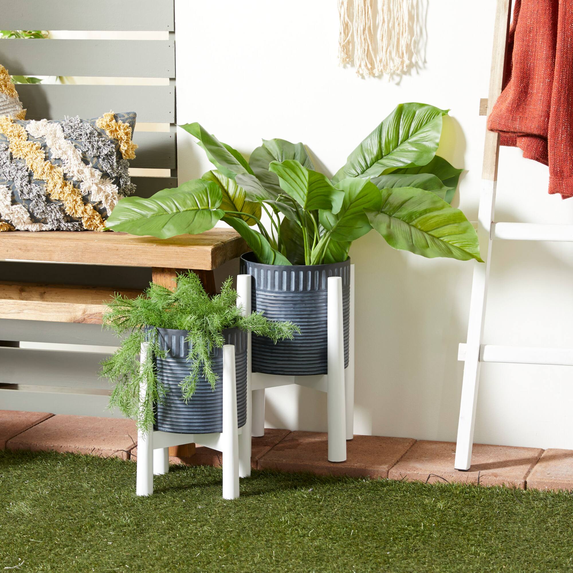 Black Metal Boho Planter Set